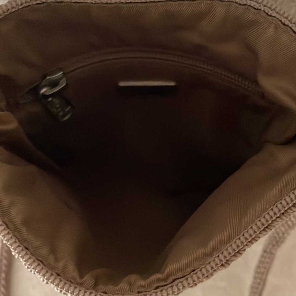 The Sak Shoulder/Crossbody Mini bag. Approximately 19” Strap, 7”x 6.75” x 1.75” - Picture 5 of 6